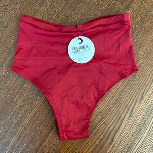 Lunalae high leg bottom